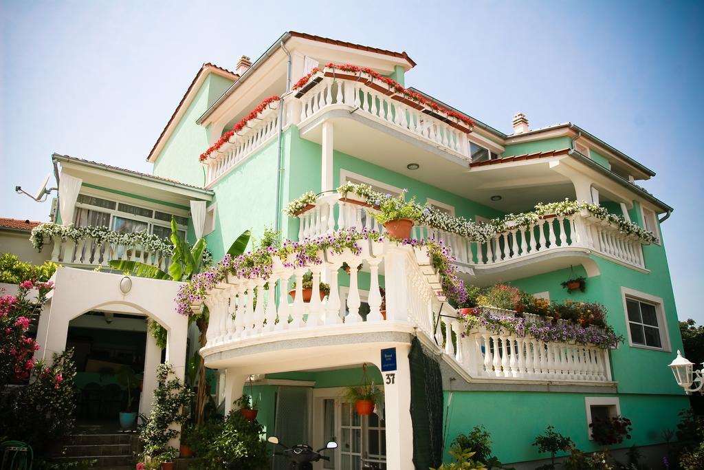 Apartments Katarine Zrinske Vodice Kültér fotó