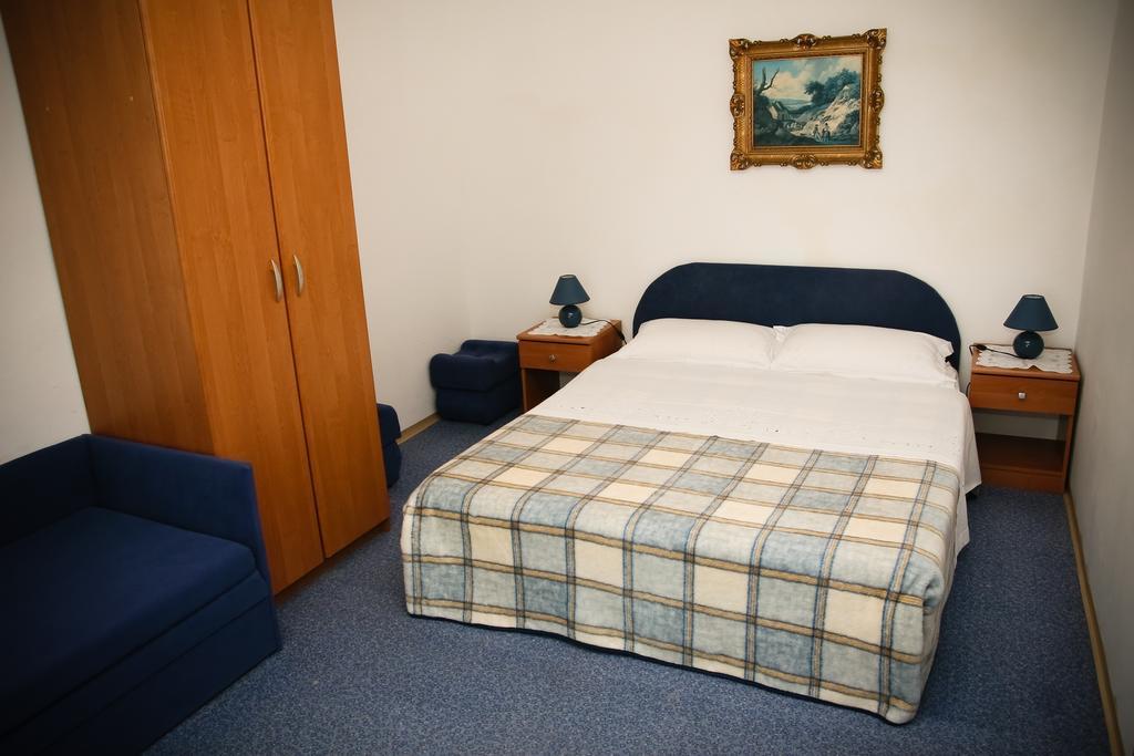 Apartments Katarine Zrinske Vodice Kültér fotó